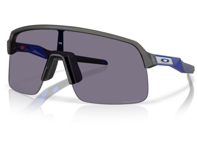 OAKLEY Sutro Lite Matte Grey Smoke Prizm Grey
