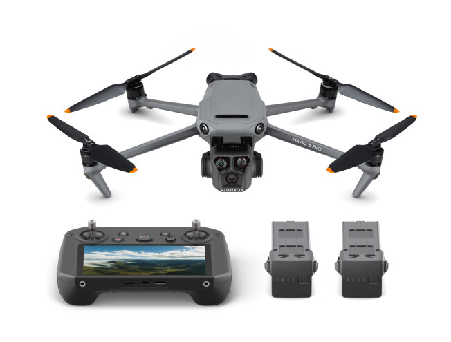 Droon DJI Mavic 3 Pro Fly More Combo DJI RC Pro puldiga