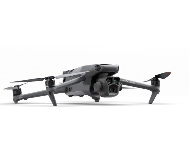 Droon DJI Mavic 3 Pro Fly More Combo DJI RC Pro puldiga